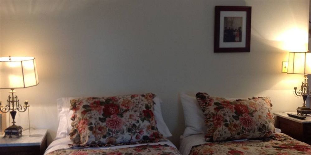The Red Hook Country Inn, An "Old Rhinebeck" Bed & Breakfast Dış mekan fotoğraf