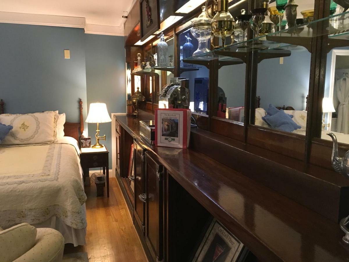 The Red Hook Country Inn, An "Old Rhinebeck" Bed & Breakfast Dış mekan fotoğraf