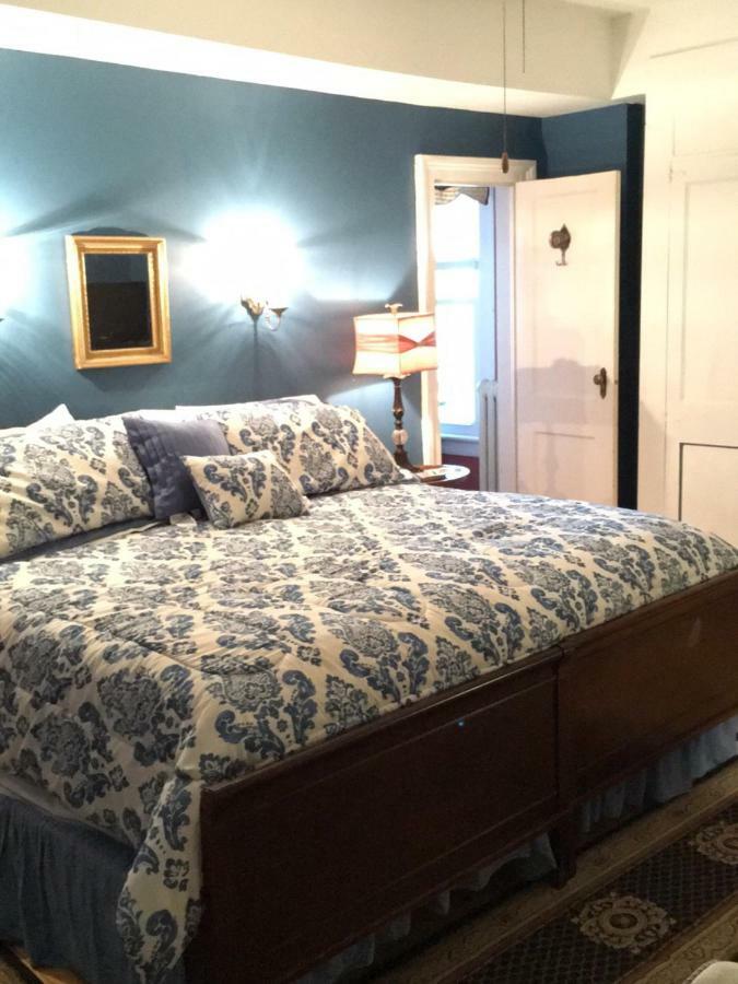 The Red Hook Country Inn, An "Old Rhinebeck" Bed & Breakfast Dış mekan fotoğraf