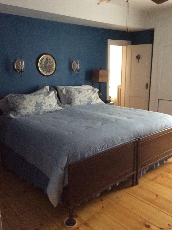 The Red Hook Country Inn, An "Old Rhinebeck" Bed & Breakfast Dış mekan fotoğraf