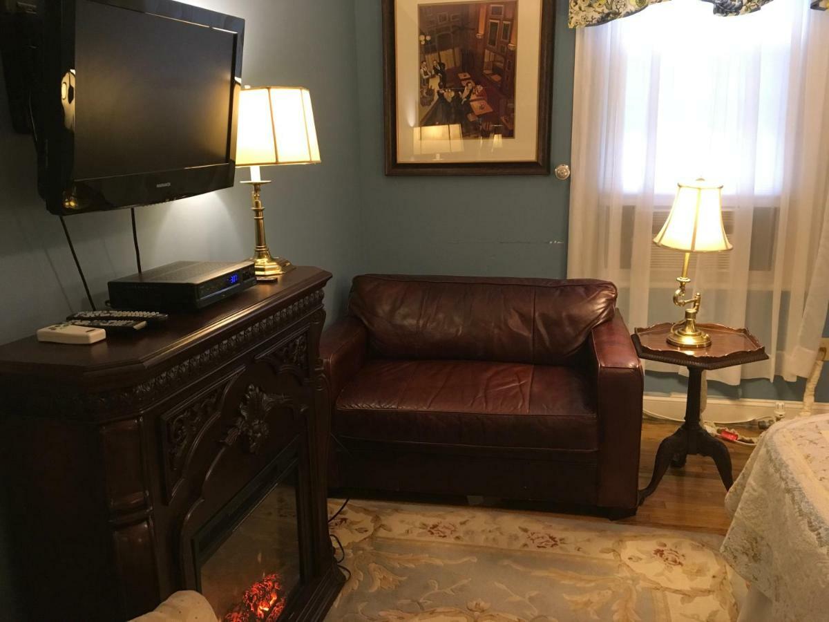The Red Hook Country Inn, An "Old Rhinebeck" Bed & Breakfast Dış mekan fotoğraf