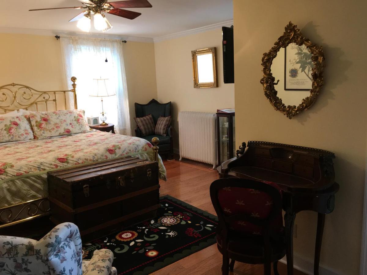 The Red Hook Country Inn, An "Old Rhinebeck" Bed & Breakfast Dış mekan fotoğraf